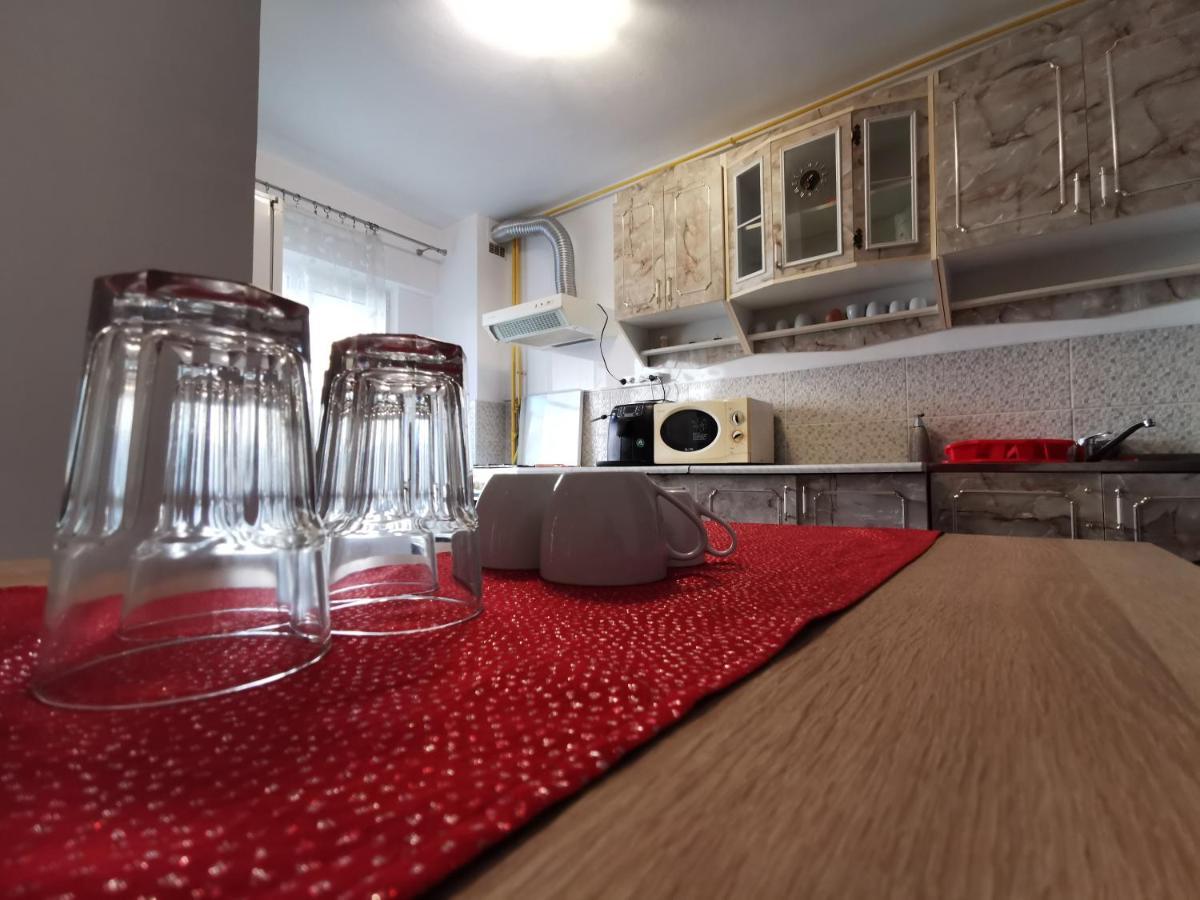Apartament Vrevents Deva Buitenkant foto